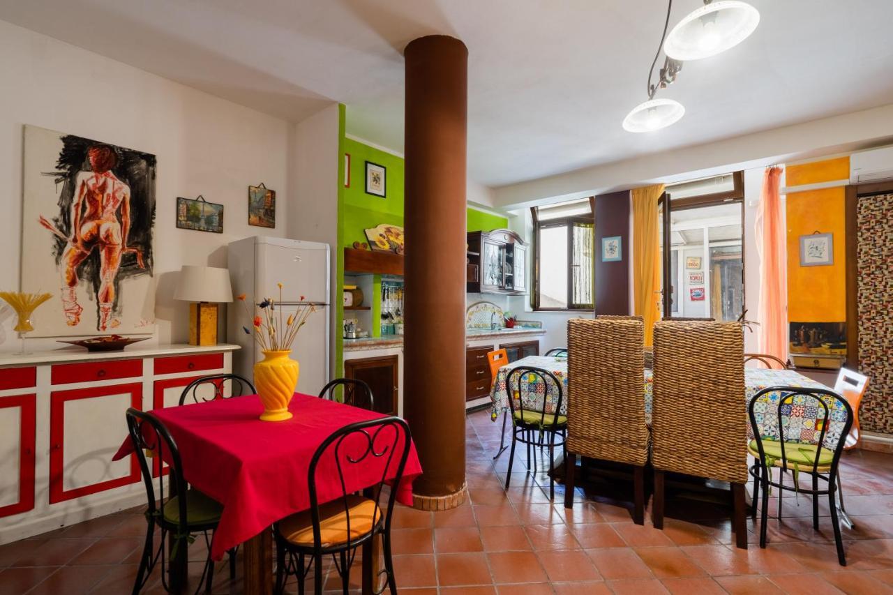 Appartamento Sottosopra กัลลีโปลี ภายนอก รูปภาพ